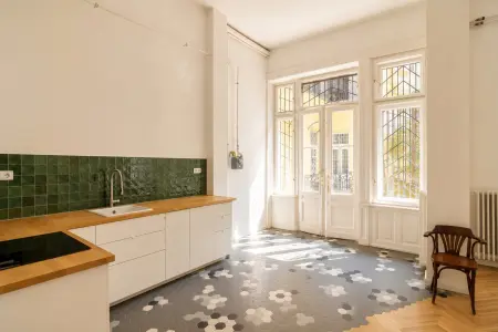 eladó téglalakás, Budapest, VI. kerület