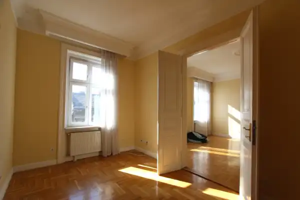 Eladó téglalakás, Budapest, VII. kerület 2 szoba 70 m² 112.1 M Ft