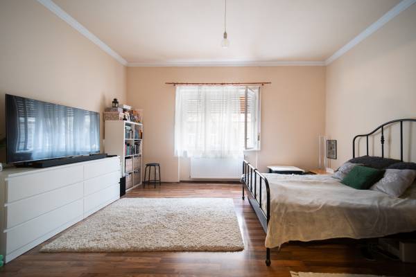 eladó téglalakás, Budapest, VIII. kerület