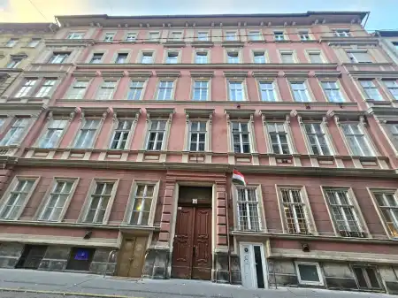 eladó téglalakás, Budapest, VIII. kerület