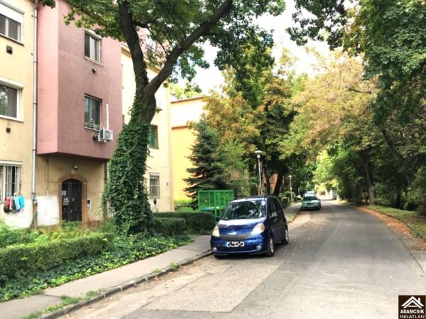 eladó téglalakás, Budapest, XXII. kerület