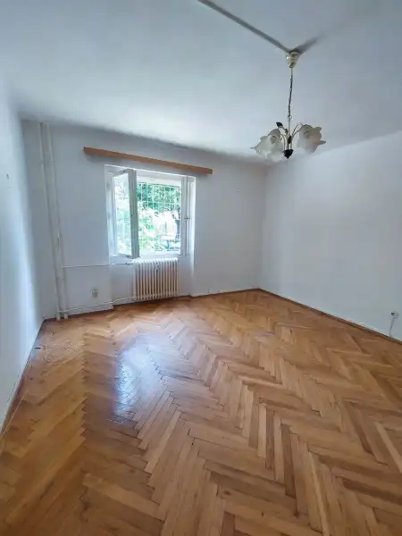 eladó téglalakás, Dunaújváros