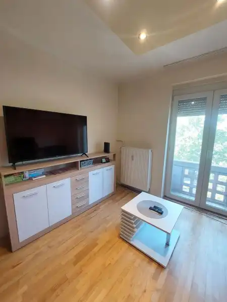 eladó téglalakás, Dunaújváros