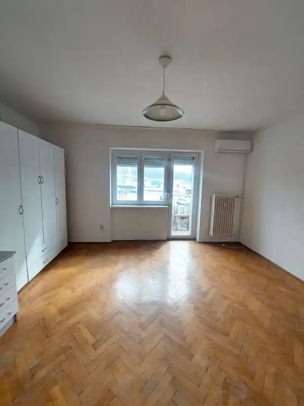 Eladó téglalakás, Dunaújváros 1 szoba 36 m² 29.9 M Ft