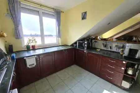 eladó téglalakás, Dunaújváros