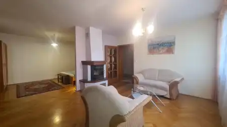 eladó téglalakás, Dunaújváros