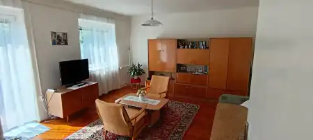 eladó téglalakás, Dunaújváros