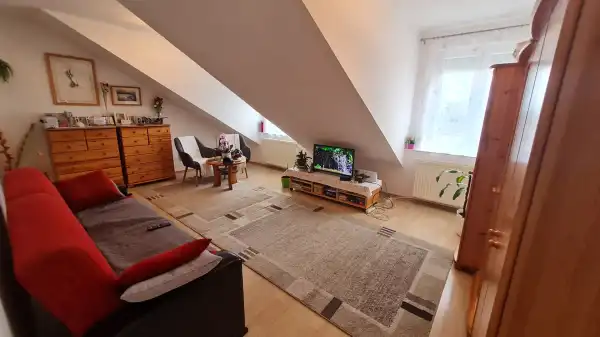 Eladó téglalakás, Dunaújváros 4 szoba 72 m² 34.99 M Ft