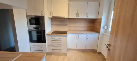 eladó téglalakás, Dunaújváros
