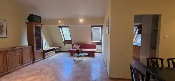 Eladó téglalakás, Dunaújváros 3 szoba 69 m² 38.9 M Ft