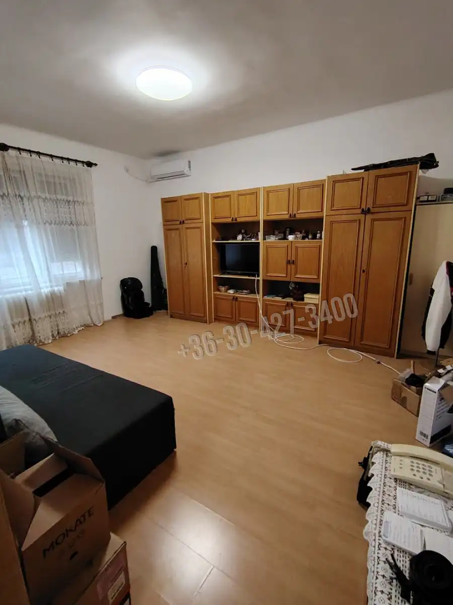 eladó téglalakás, Dunaújváros