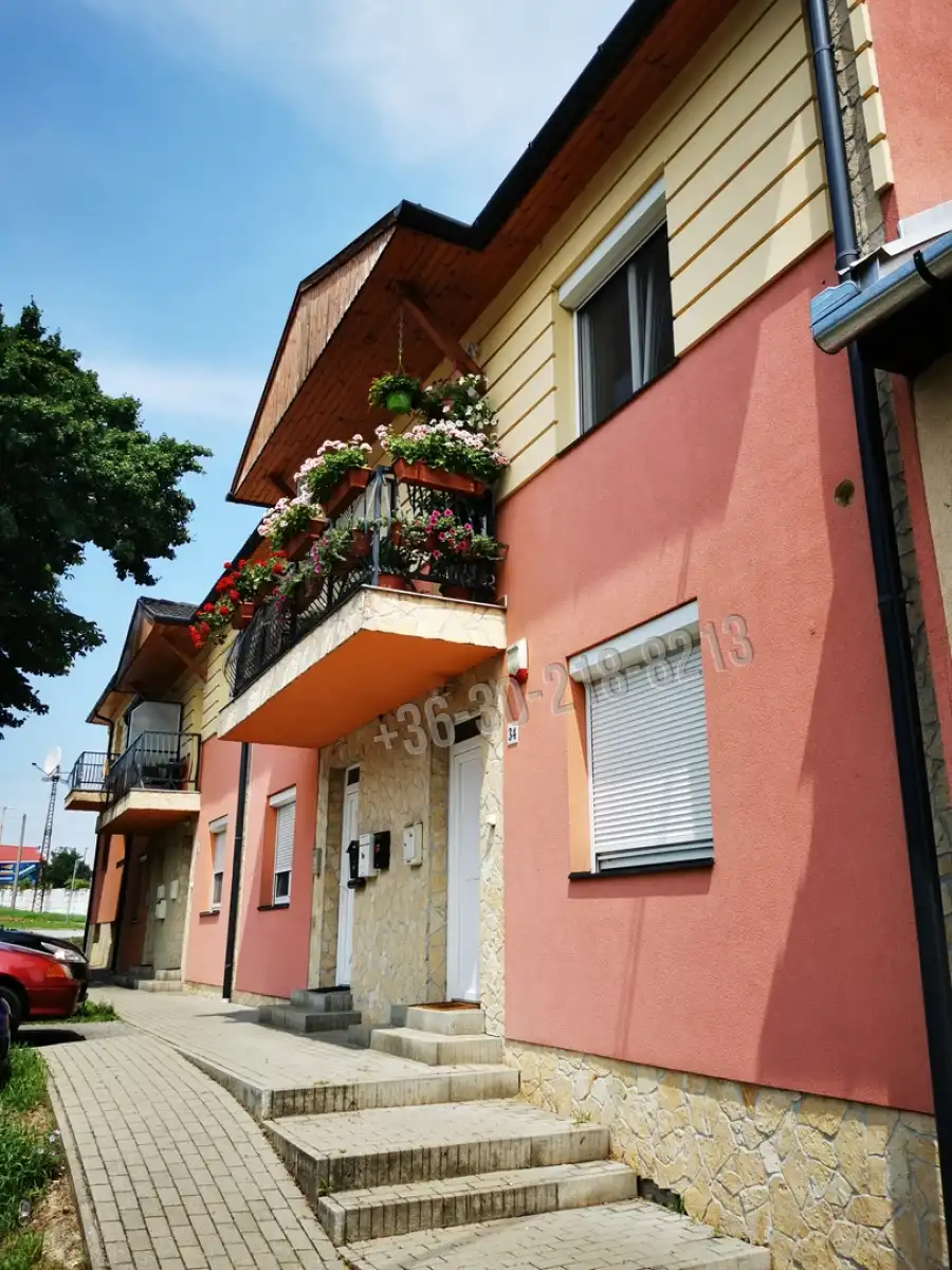 eladó téglalakás, Eger
