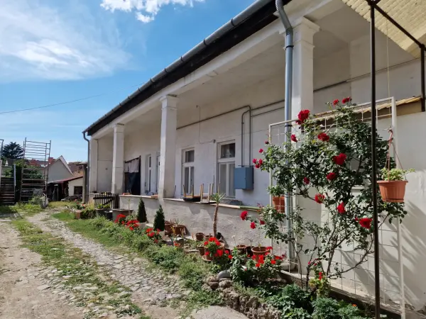Eladó téglalakás, Eger 2 szoba 77 m² 49.9 M Ft