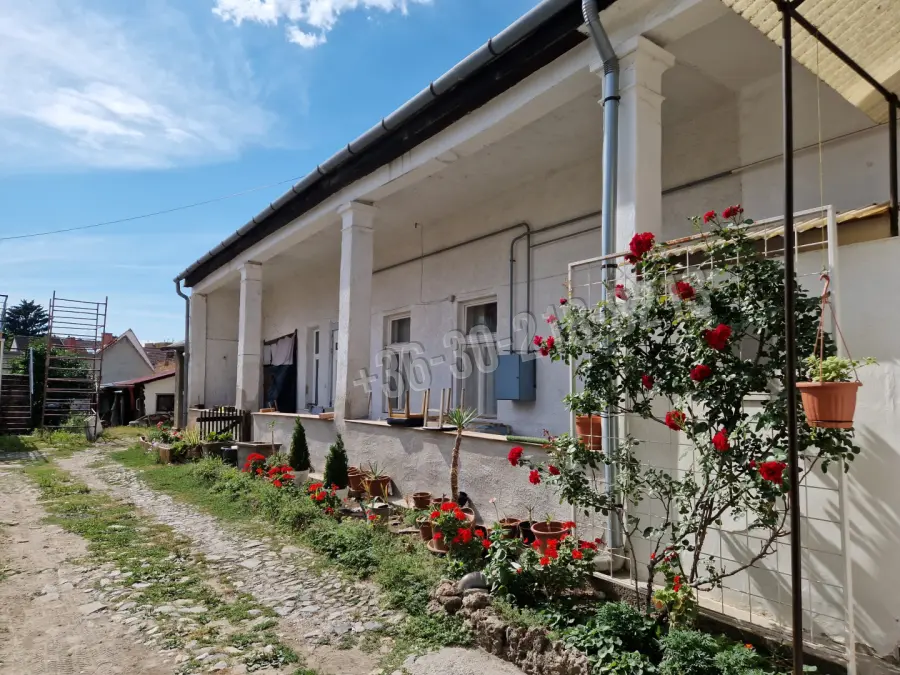 eladó téglalakás, Eger