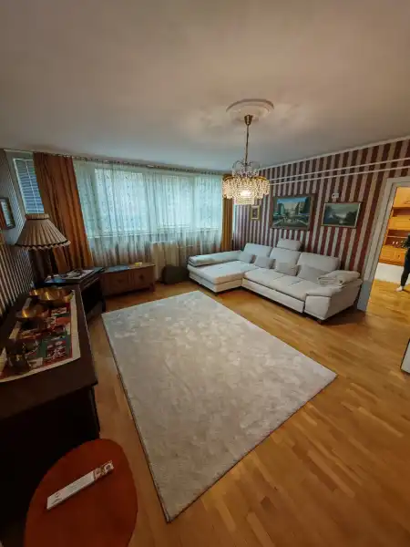 eladó téglalakás, Eger