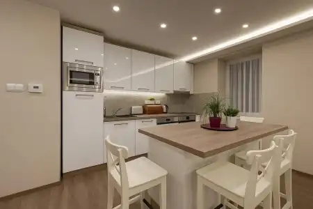 eladó téglalakás, Eger