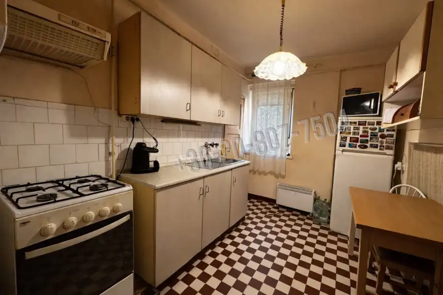 eladó téglalakás, Eger