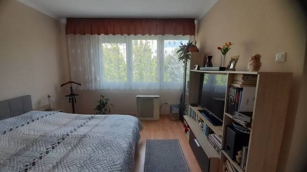 eladó téglalakás, Gödöllő