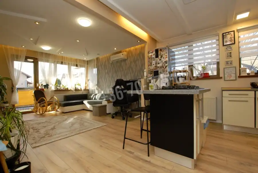 eladó téglalakás, Gyál