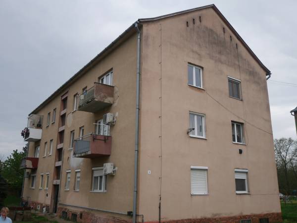 eladó téglalakás, Gyömrő