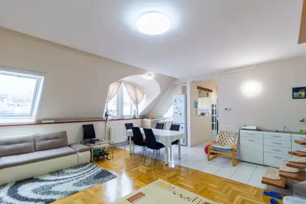 Eladó téglalakás, Kecskemét 2 szoba 71 m² 83.9 M Ft