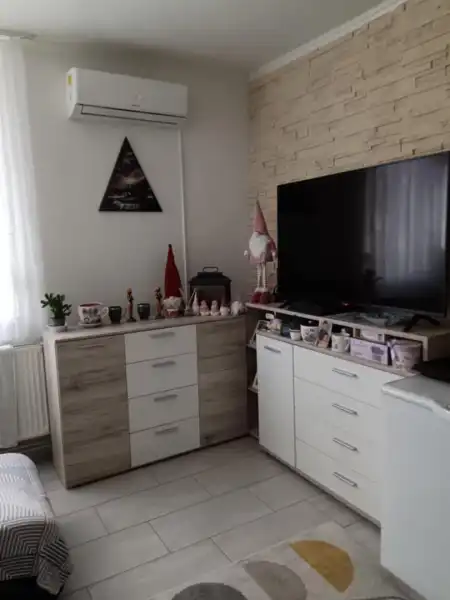 eladó téglalakás, Komárom