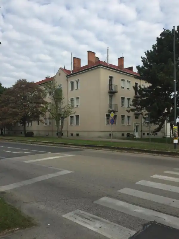 Eladó téglalakás, Komárom 1 szoba 43 m² 28.9 M Ft