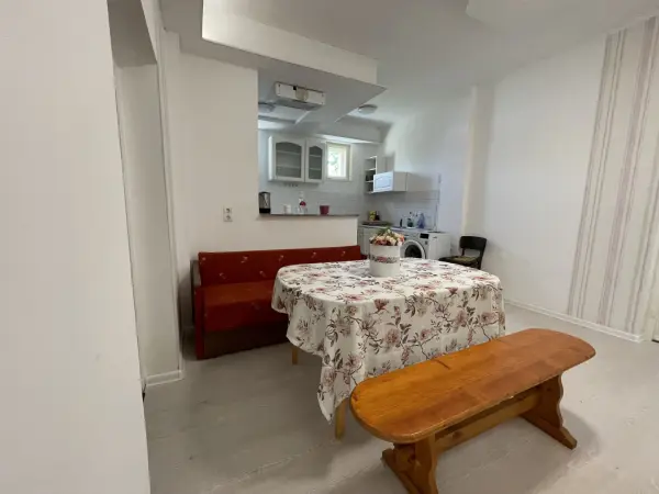 Eladó téglalakás, Madocsa 5+2 szoba 168 m² 39.9 M Ft