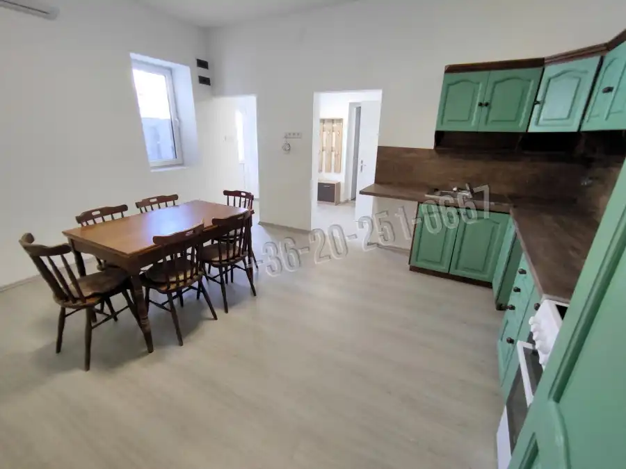 eladó téglalakás, Mohács