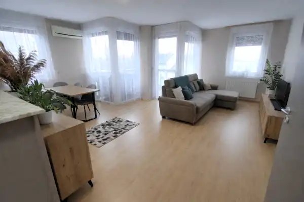 Eladó téglalakás, Mohács 3 szoba 63 m² 52.5 M Ft