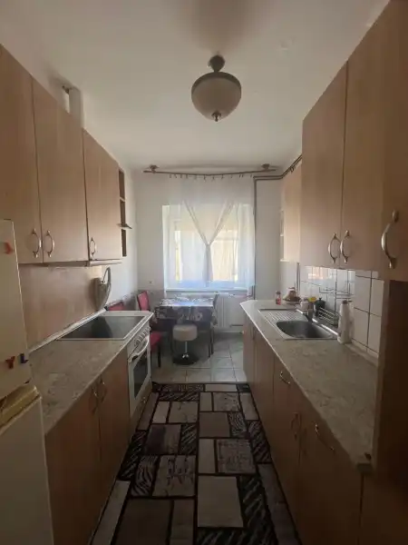 eladó téglalakás, Oroszlány