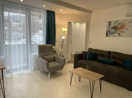 eladó téglalakás, Pécs