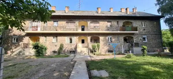 Eladó téglalakás, Petőfibánya 2 szoba 55 m² 22.7 M Ft