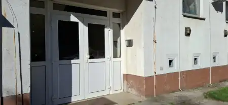 eladó téglalakás, Petőfibánya