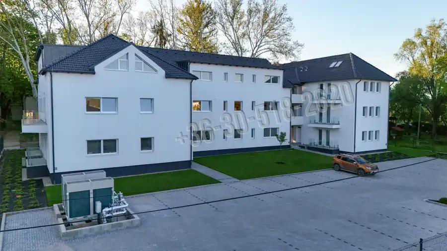 eladó téglalakás, Rétság