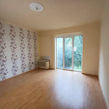 eladó téglalakás, Salgótarján