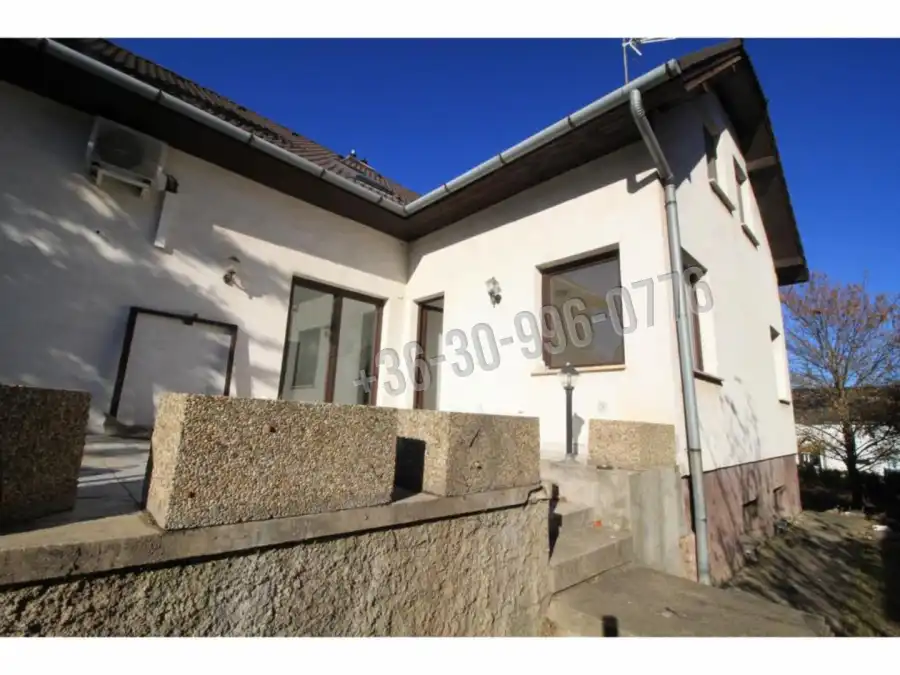 eladó téglalakás, Solymár