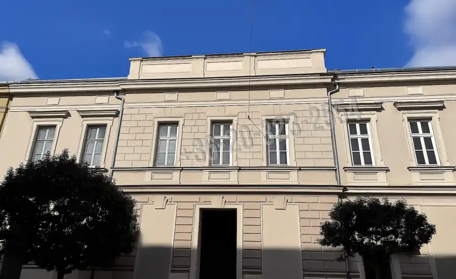 eladó téglalakás, Sopron