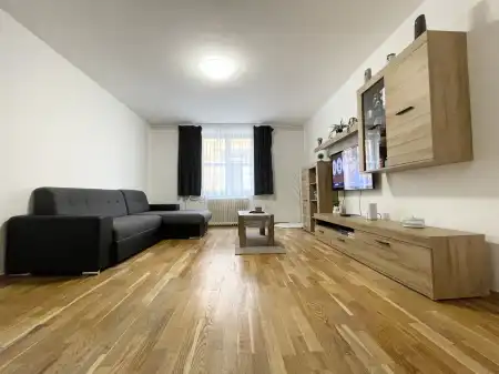 eladó téglalakás, Sopron