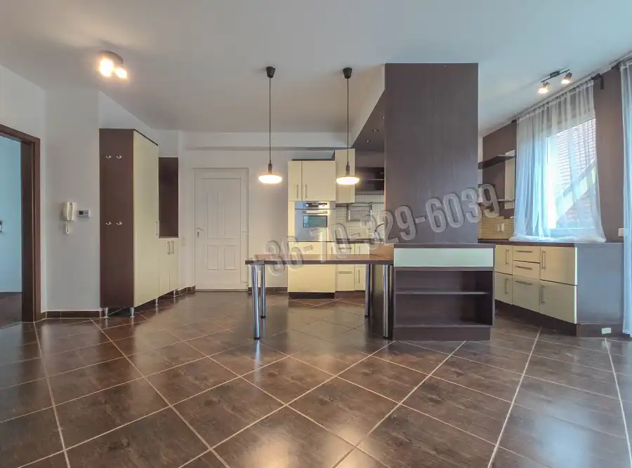 eladó téglalakás, Sopron