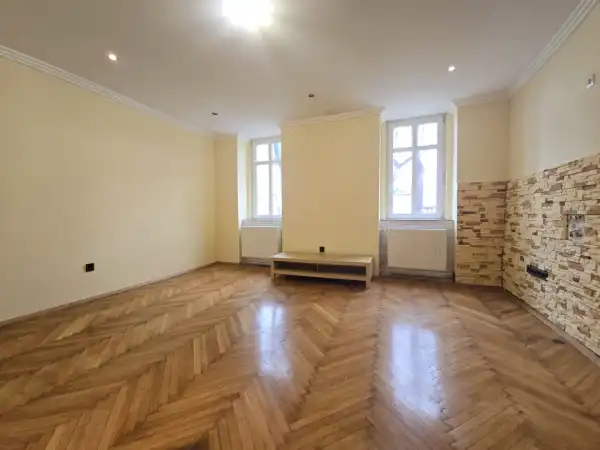 Eladó téglalakás, Sopron 3+1 szoba 102 m² 74.9 M Ft