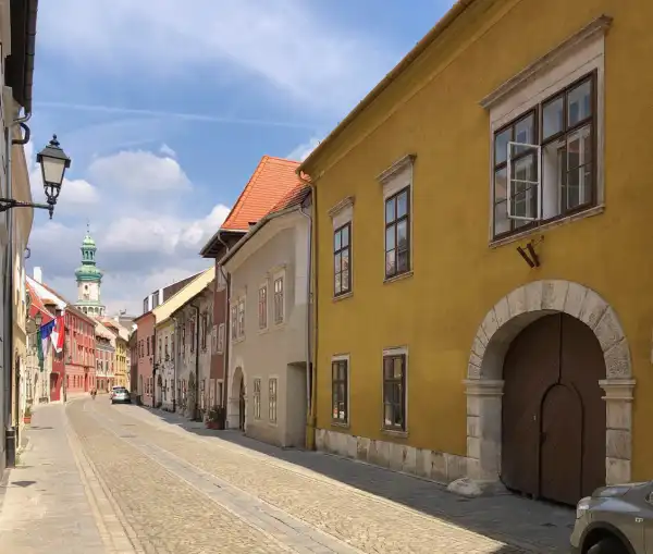 Eladó téglalakás, Sopron 2+2 szoba 89 m² 59.9 M Ft