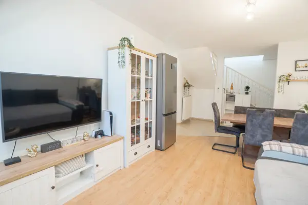 Eladó téglalakás, Szeged 3+2 szoba 115 m² 98.5 M Ft