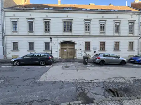 eladó téglalakás, Székesfehérvár