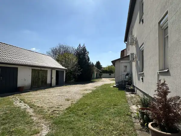 Eladó téglalakás, Székesfehérvár 2 szoba 67 m² 59.9 M Ft