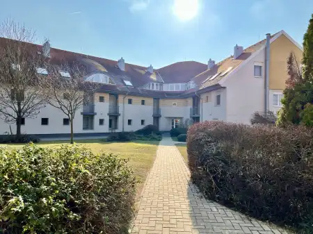 eladó téglalakás, Székesfehérvár