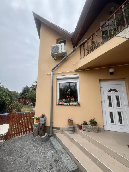 eladó téglalakás, Szigethalom