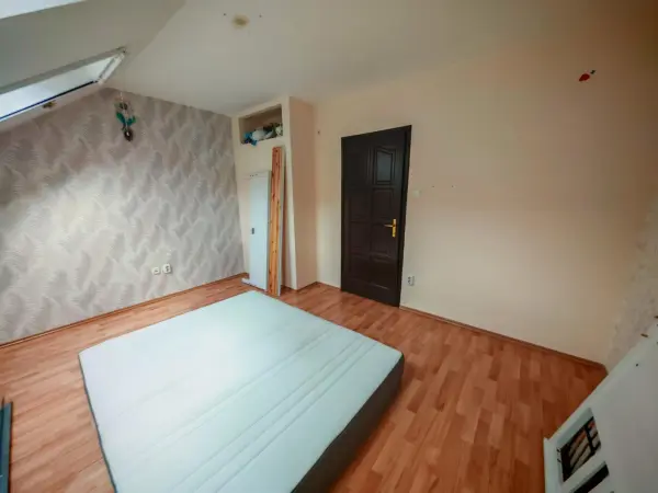 Eladó téglalakás, Tata 3+1 szoba 90 m² 79.9 M Ft