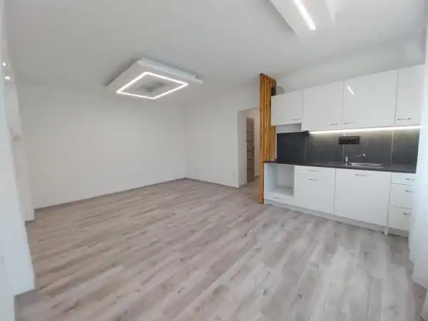 Eladó téglalakás, Tatabánya 1+1 szoba 46 m² 41 M Ft