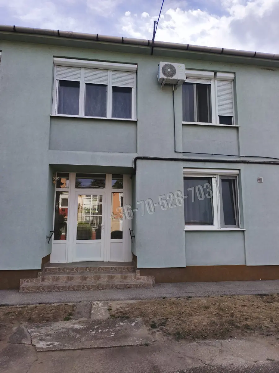 eladó téglalakás, Tatabánya